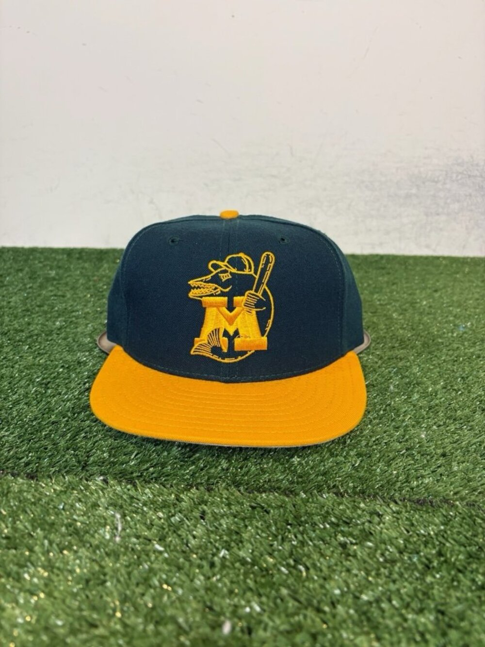 Vintage Madison Muskies hat cap fitted 6 7/8 green yellow new era 1980s wool